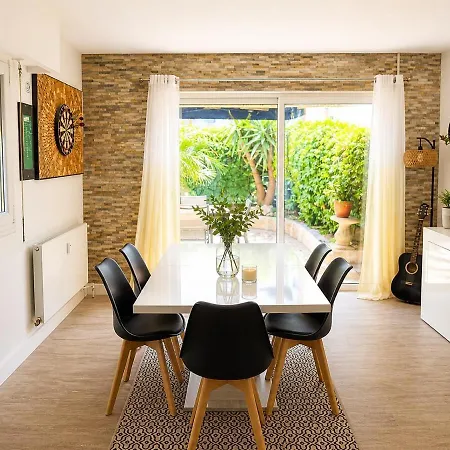 Seaside Haven With Private Garden Near *